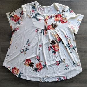 Bishuige Soft Knit Floral White Short Sleeve Top Size 2XL